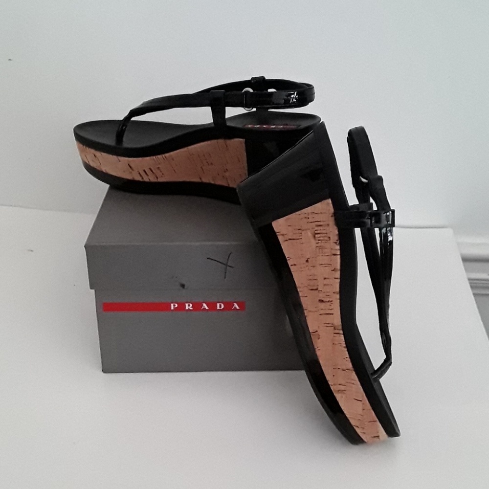 Shoes - Picture 4 of 4